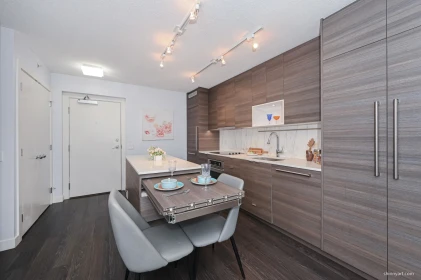 Kitchen Photo of 1507 13398 104 Avenue, Surrey, BC