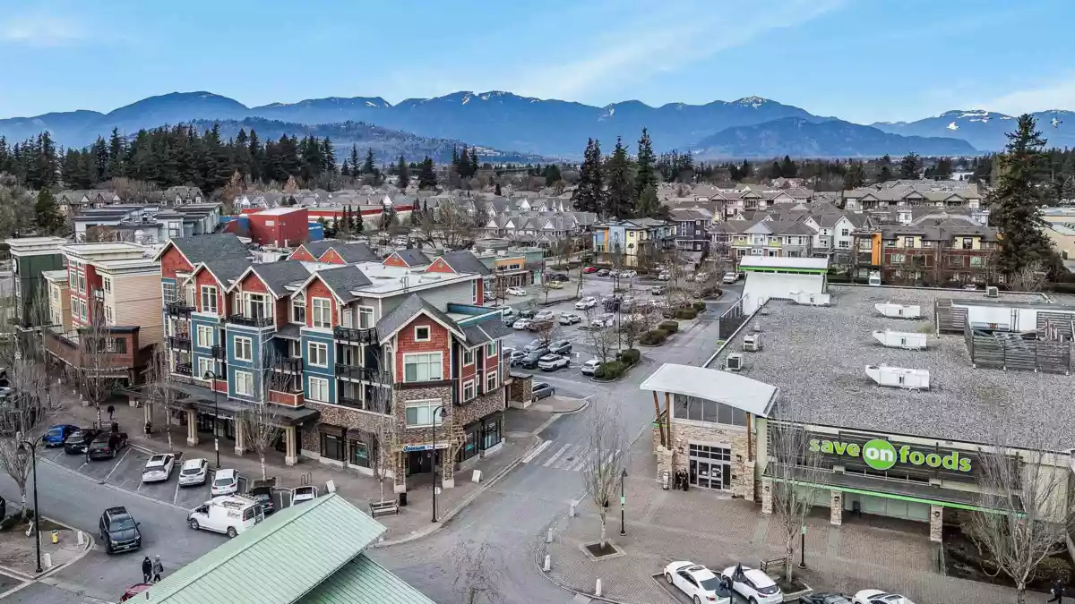 Hallway Photo of 312 45530 Market Way, Chilliwack, BC