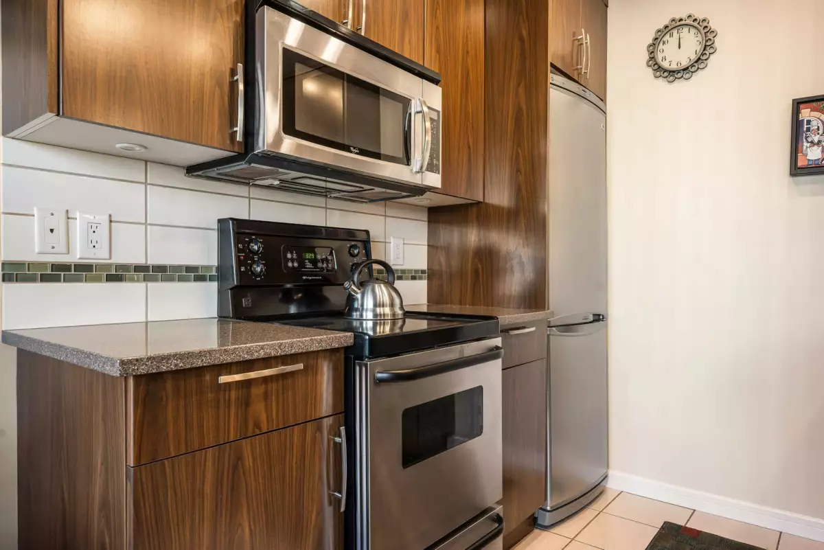 Kitchen Photo of 312 45530 Market Way, Chilliwack, BC