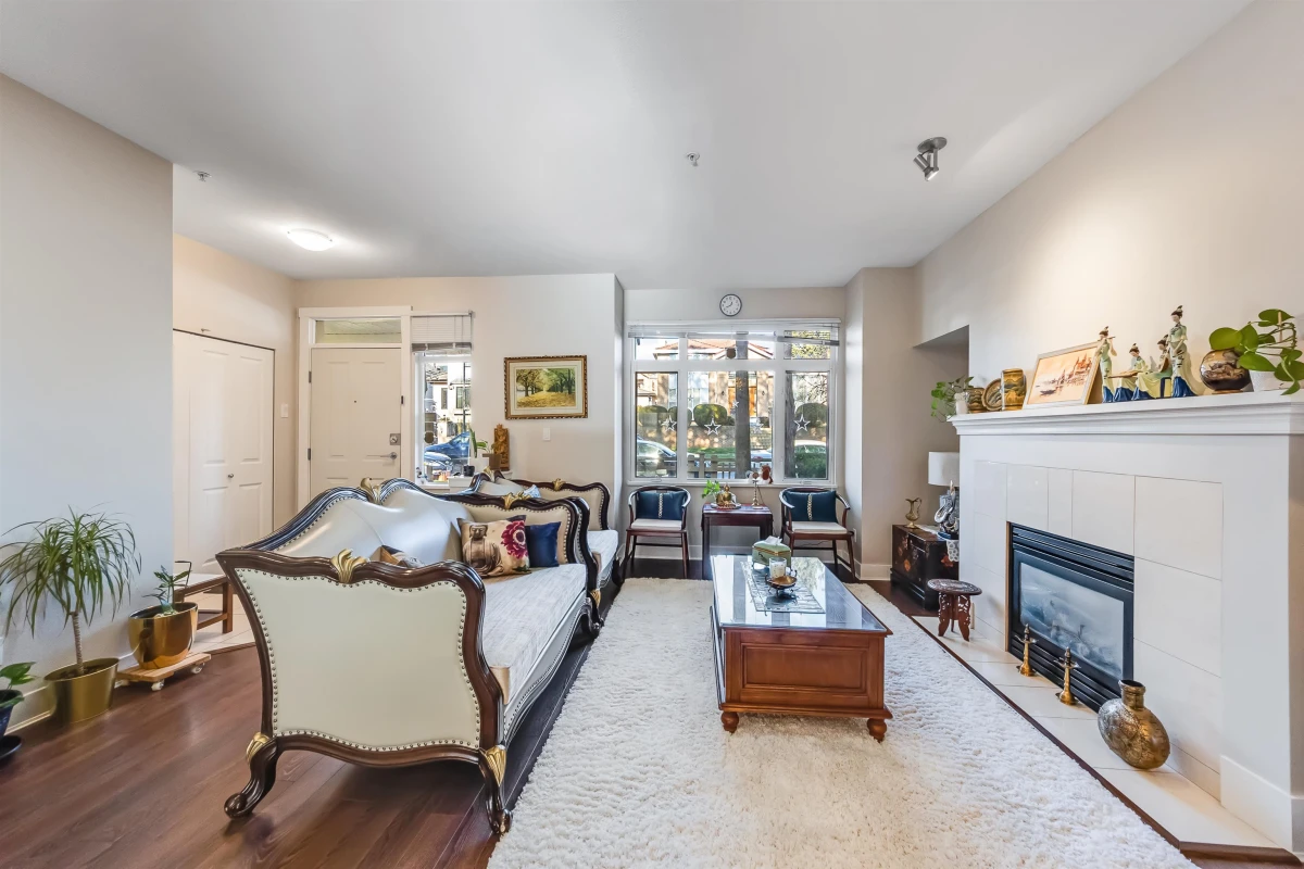 Family Room Photo of 888 W 58th Avenue, Vancouver, BC