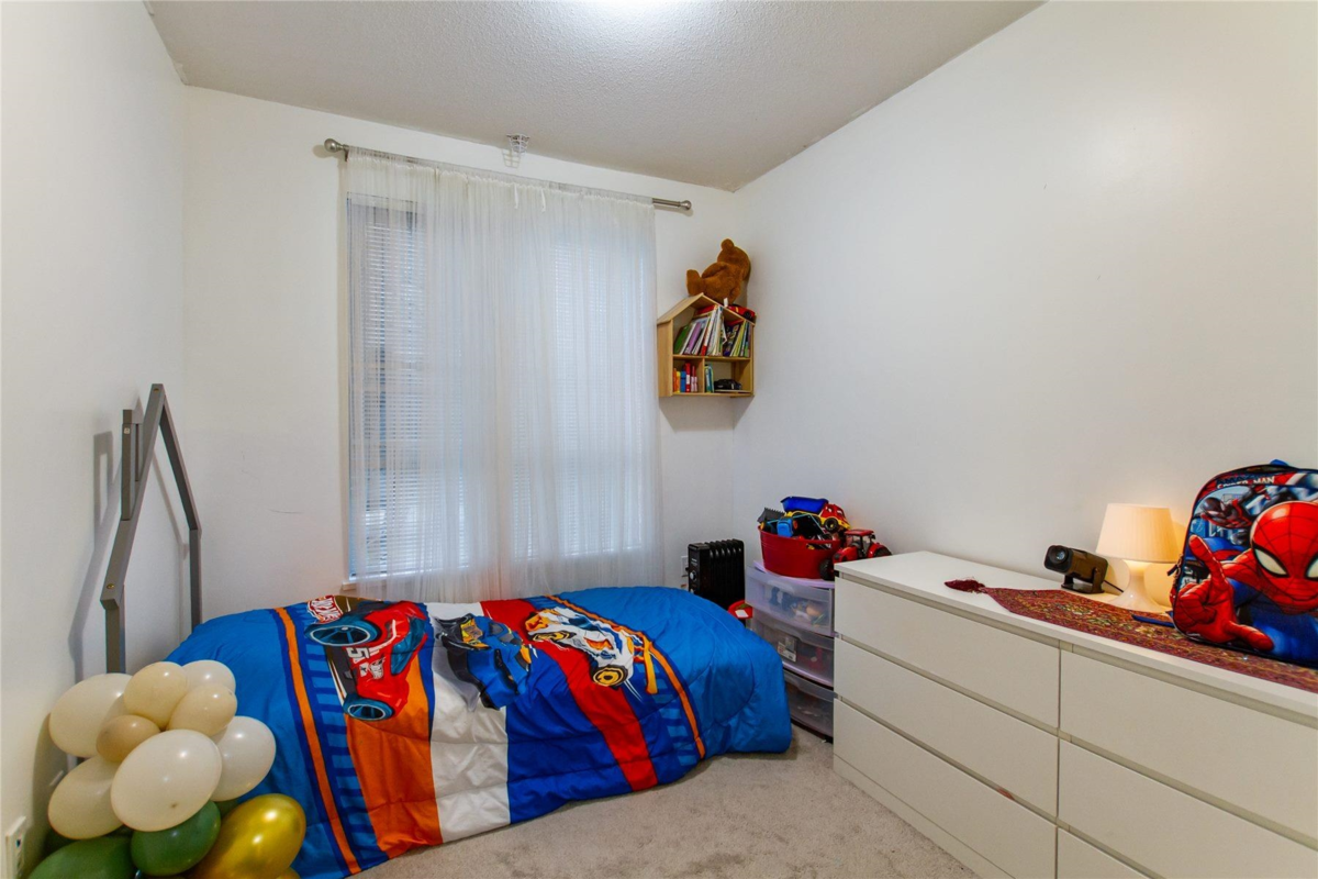 Guest Bathroom Photo of 105 1150 Kensal Place, Coquitlam, BC