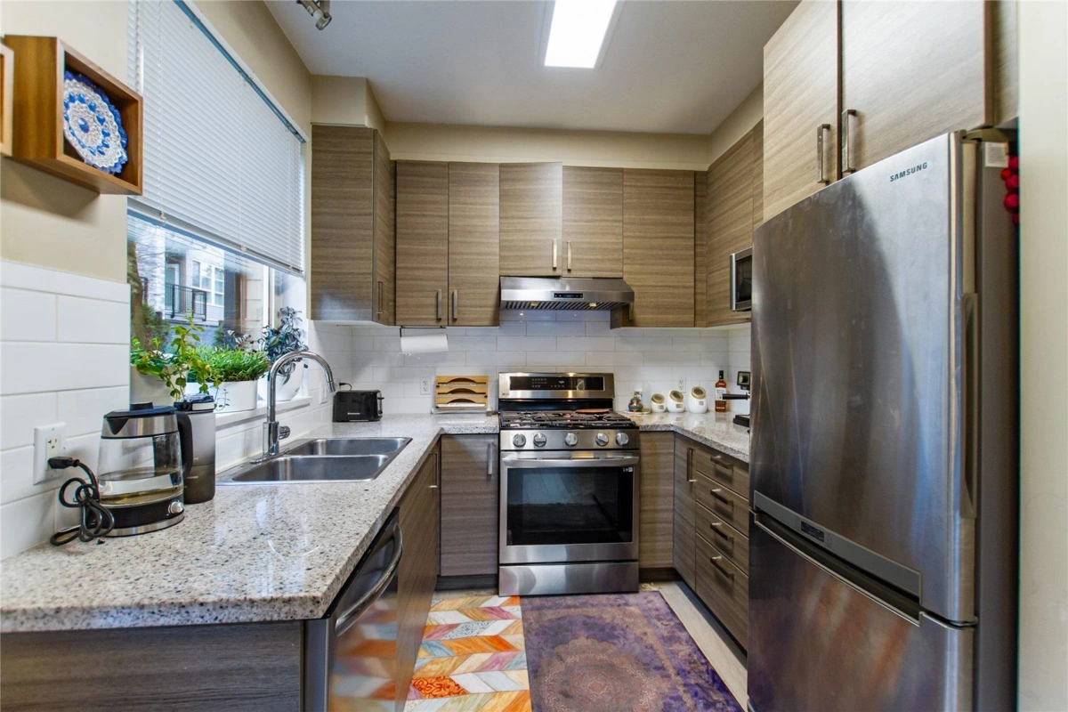 Kitchen Island Photo of 105 1150 Kensal Place, Coquitlam, BC