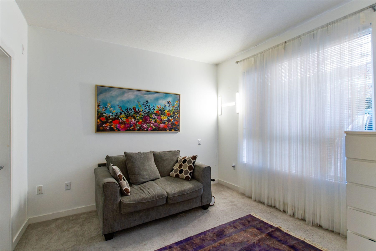 Primary Bathroom Photo of 105 1150 Kensal Place, Coquitlam, BC