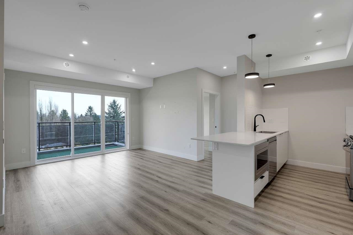 Living Room Photo of 505 6285 King George Boulevard, Surrey, BC