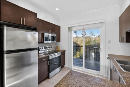 34 1211 Ewen Avenue, New Westminster, BC, New Westminster — Townhouse for sale