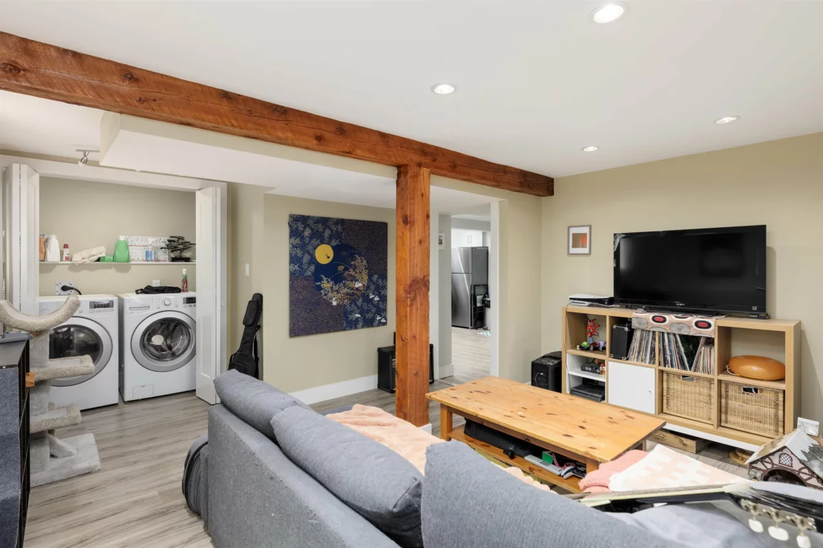 Loft / Bonus Room Photo of 5935 Prince Albert Street, Vancouver, BC