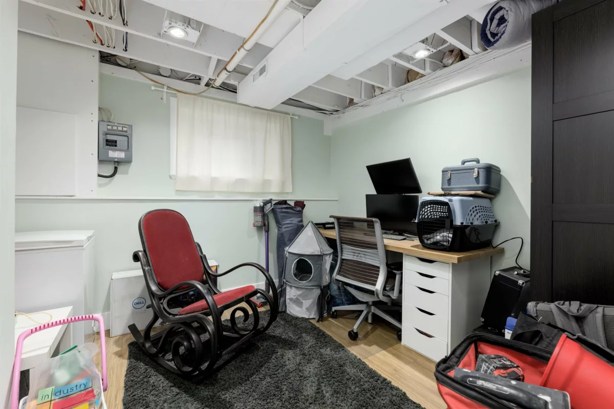 Mudroom Photo of 5935 Prince Albert Street, Vancouver, BC