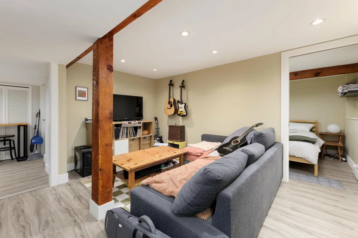 Office / Den Photo of 5935 Prince Albert Street, Vancouver, BC