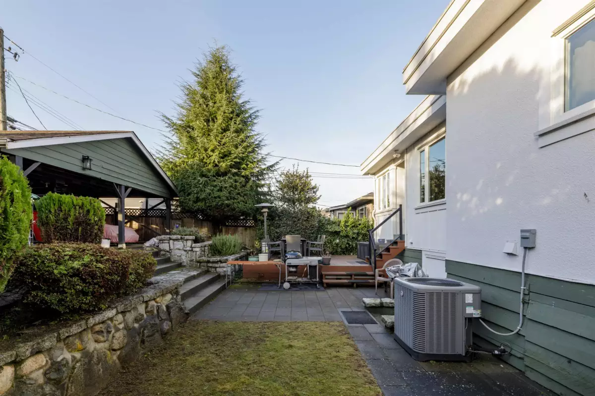 Outdoor Deck Photo of 5935 Prince Albert Street, Vancouver, BC
