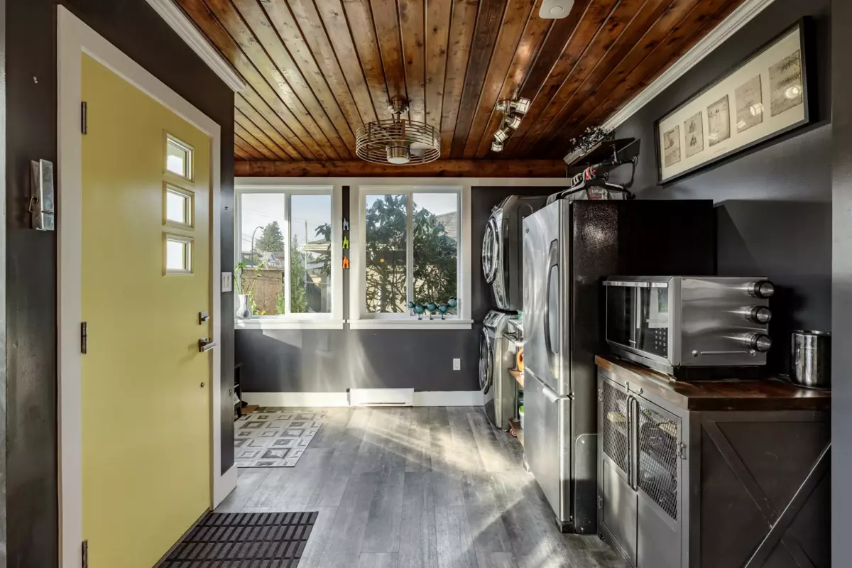 Primary Bathroom Photo of 5935 Prince Albert Street, Vancouver, BC