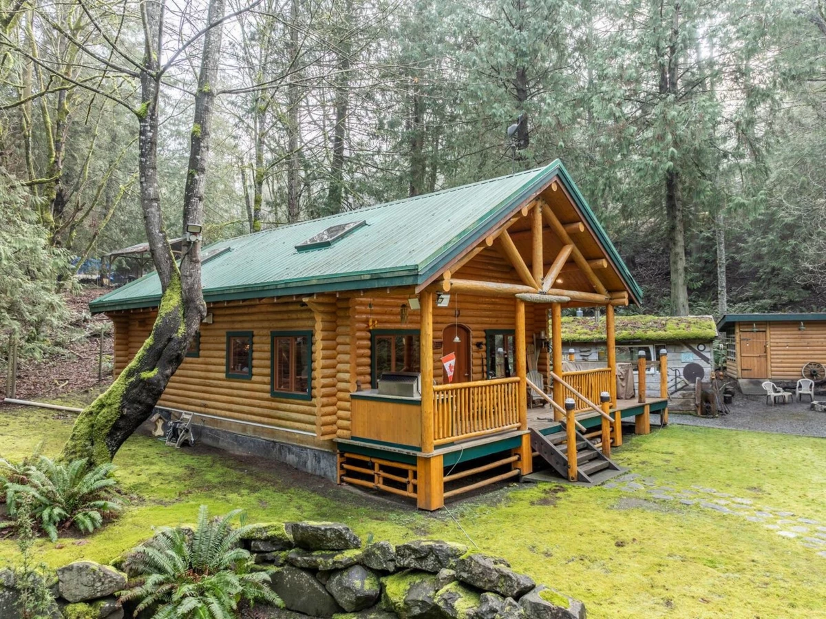 Exterior Front Photo of 274 Merryman Drive, Mayne Island, BC