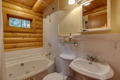 Powder Room Photo of 274 Merryman Drive, Mayne Island, BC