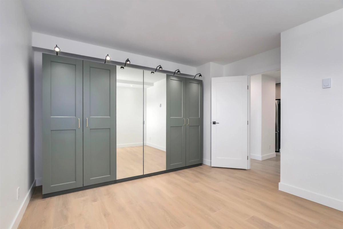 Bedroom 2 Photo of 1206 110 W 4th Street, North Vancouver, BC