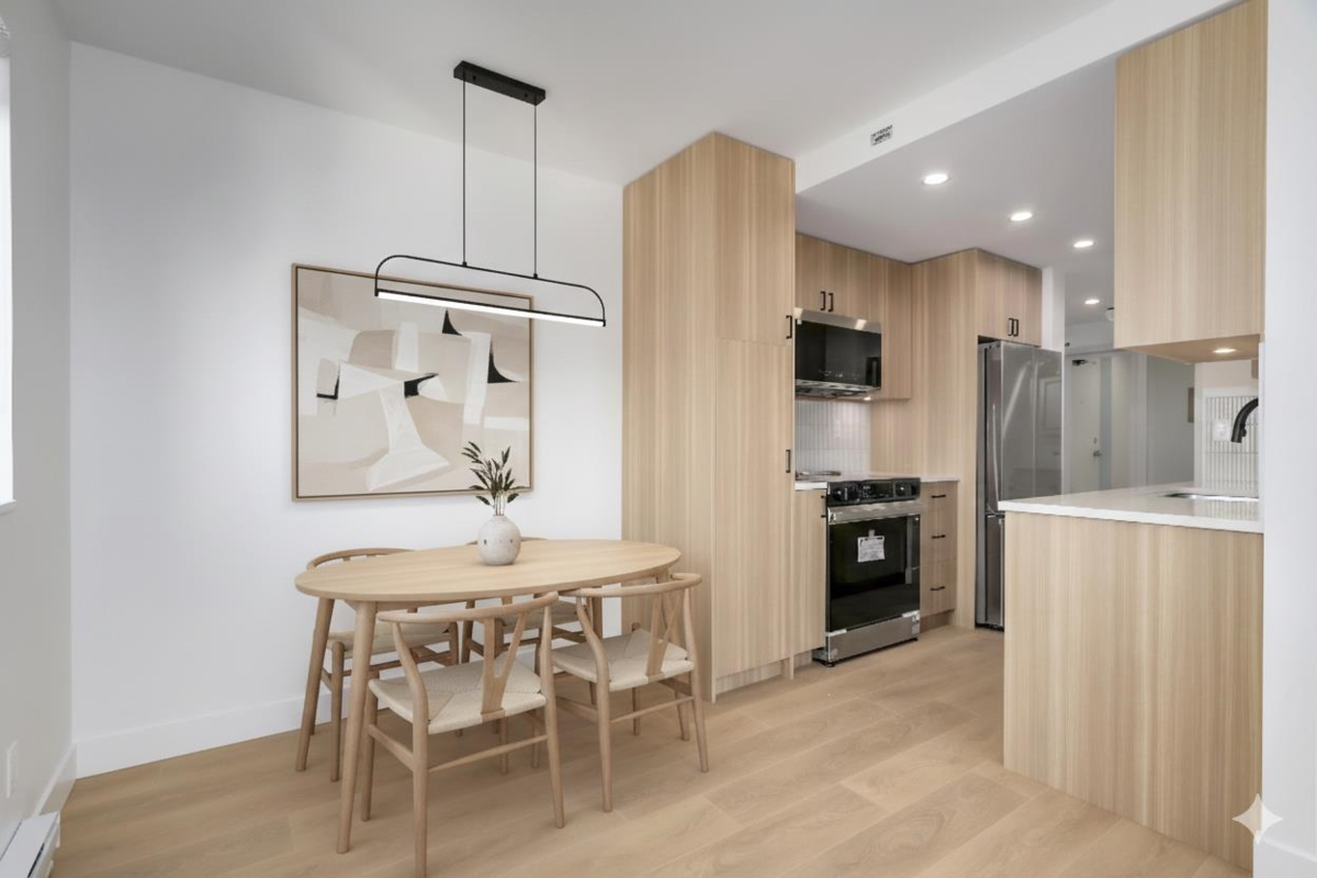 Dining Area Photo of 1206 110 W 4th Street, North Vancouver, BC