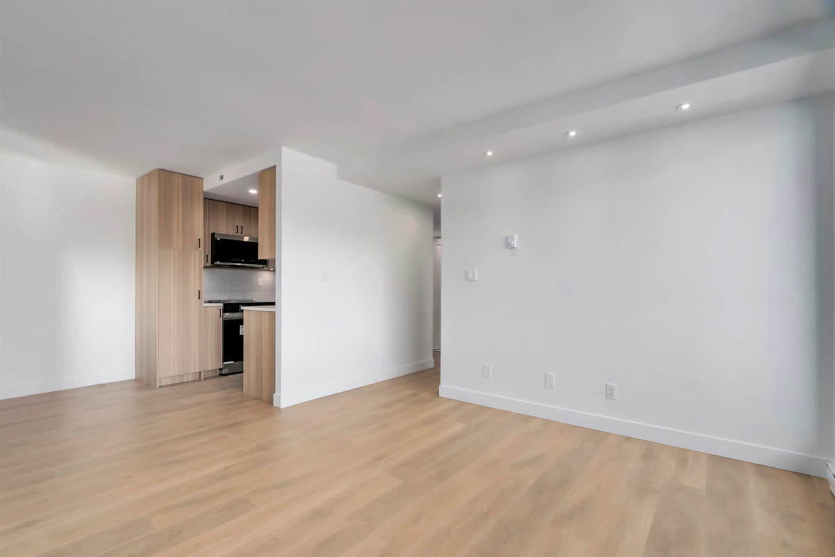 Pantry Photo of 1206 110 W 4th Street, North Vancouver, BC