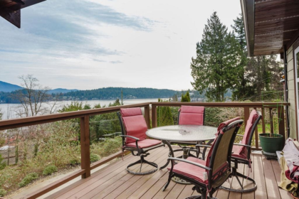 591 Gibsons Way, Gibsons, BC, Gibsons — Single Family Residence for sale