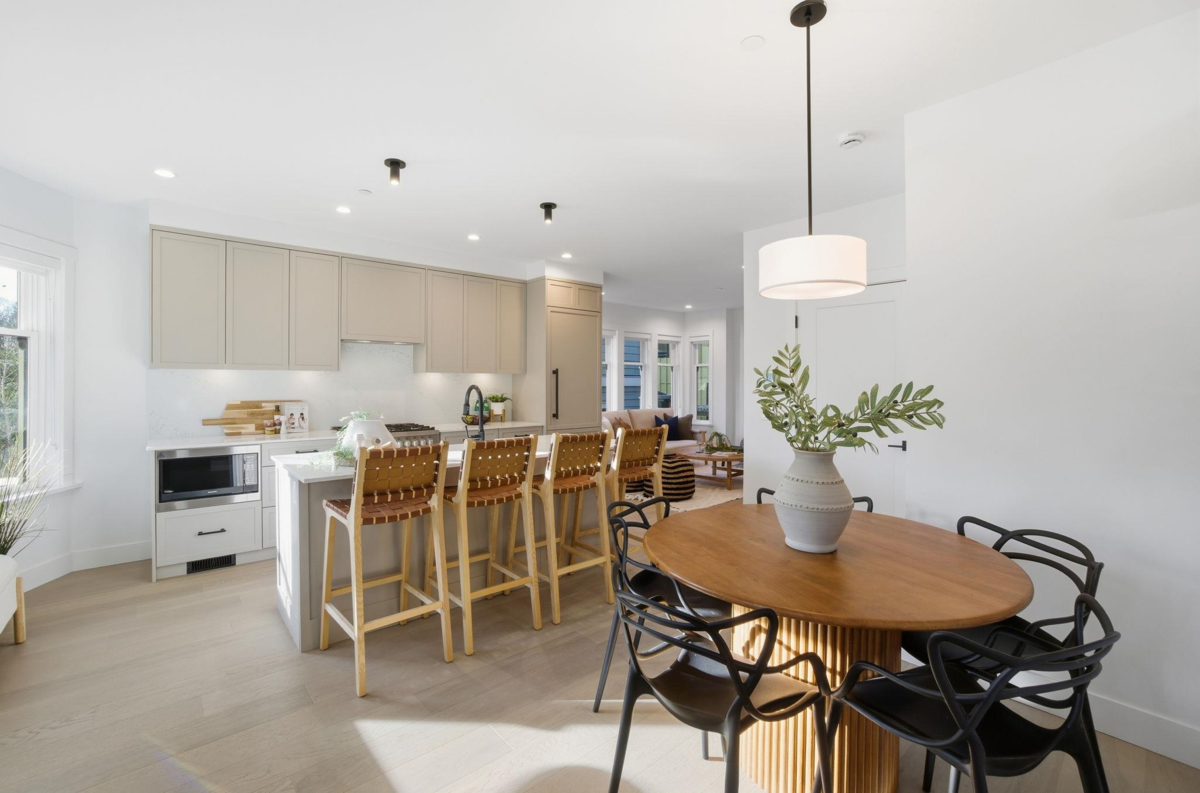 Family Room Photo of 1967 Napier Street, Vancouver, BC