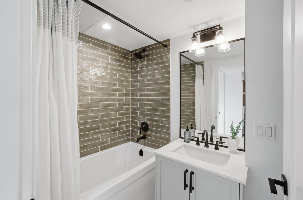 Walk-In Closet Photo of 1967 Napier Street, Vancouver, BC