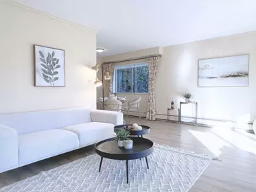 1218 235 Keith Road, West Vancouver, BC