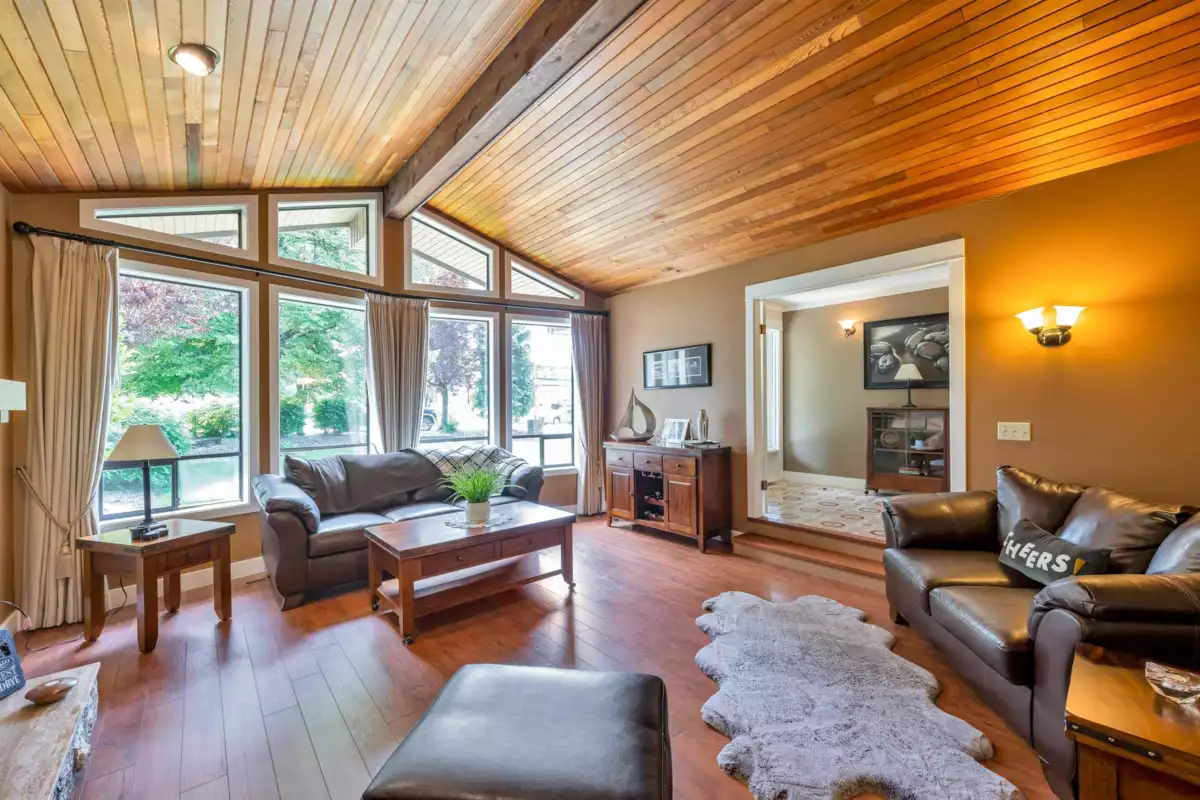 Dining Area Photo of 21761 49a Avenue, Langley, BC