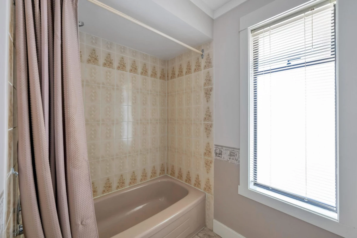 Garage Interior Photo of 21761 49a Avenue, Langley, BC