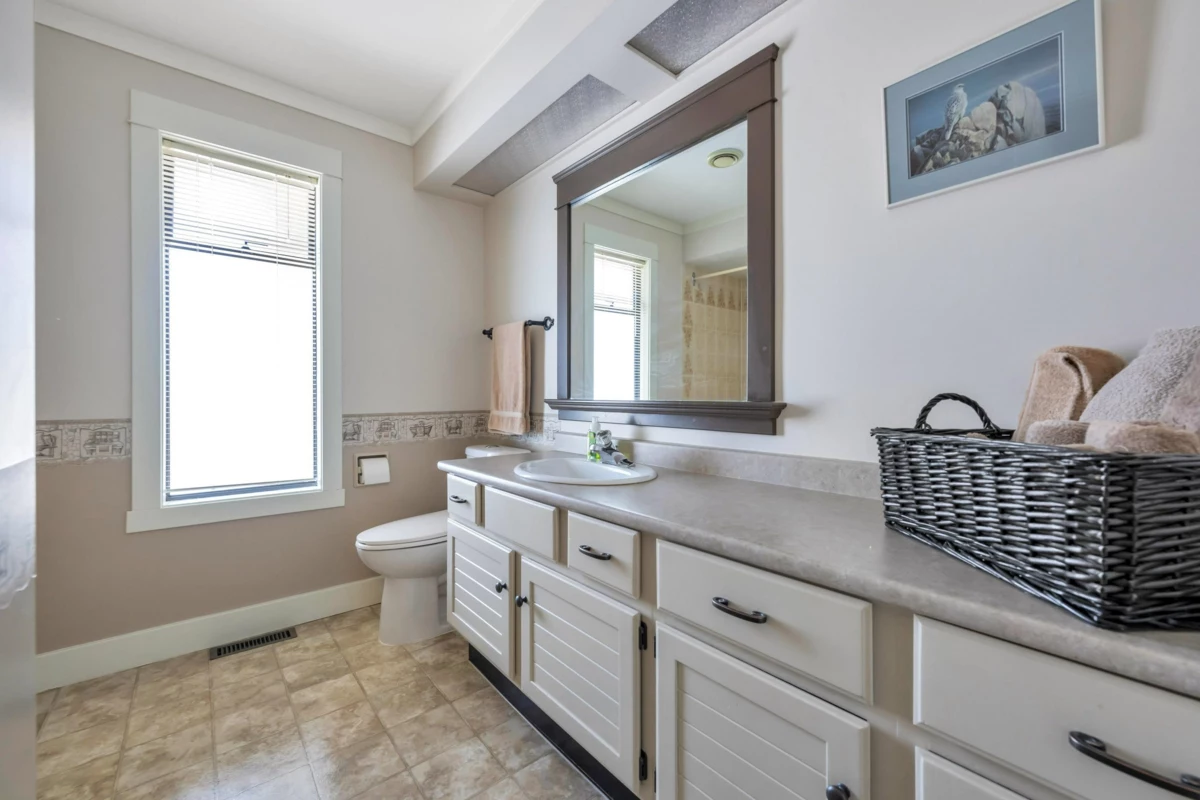 Hallway Photo of 21761 49a Avenue, Langley, BC