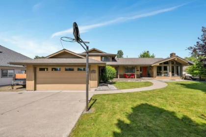 21761 49a Avenue, Langley, BC