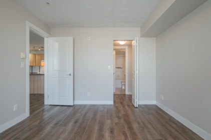 Office / Den Photo of 309 19366 65 Avenue, Surrey, BC