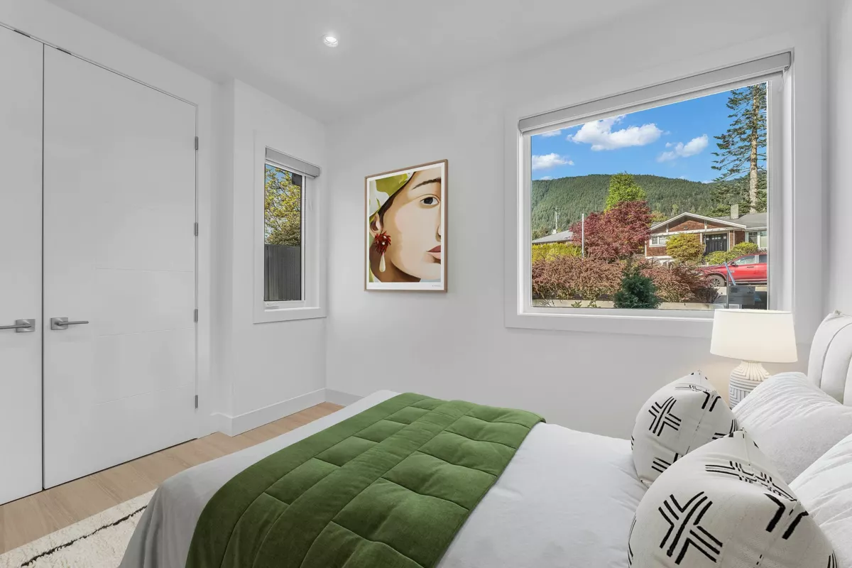 Bedroom 3 Photo of 4399 Highland Boulevard, North Vancouver, BC