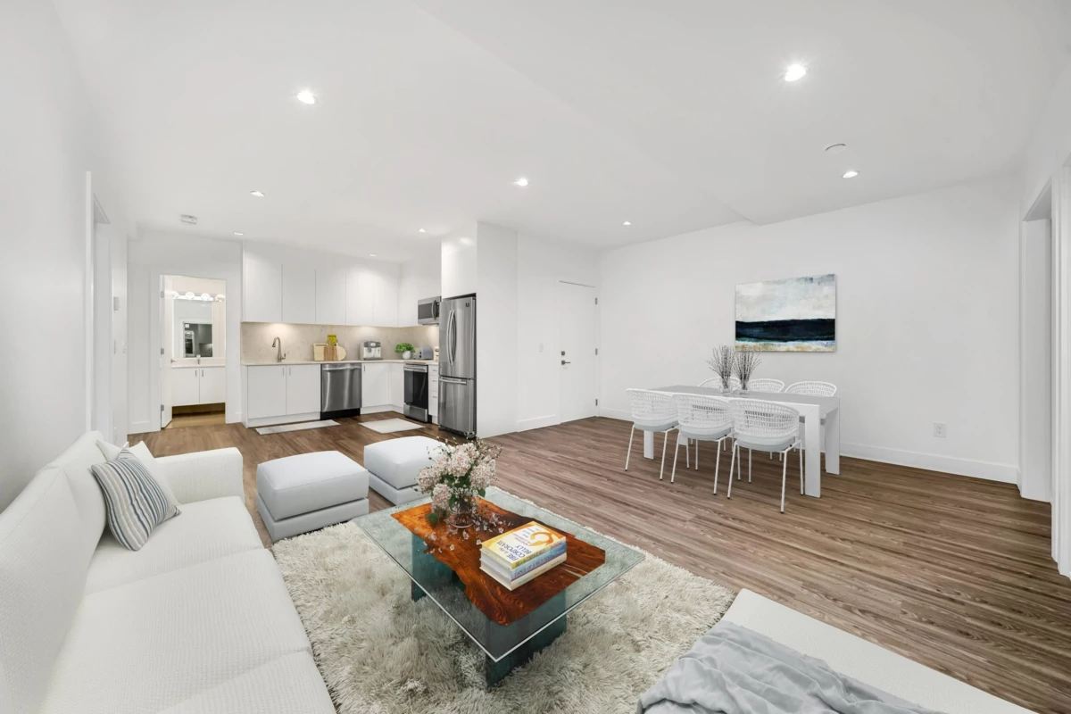 Bedroom 4 Photo of 4399 Highland Boulevard, North Vancouver, BC