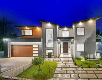 4399 Highland Boulevard, North Vancouver, BC, Forest Hills NV — 8 bed single family residence for sale