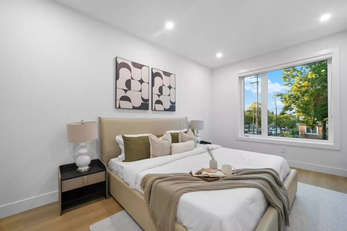 Bedroom 2 Photo of 1 2386 E 45th Avenue, Vancouver, BC