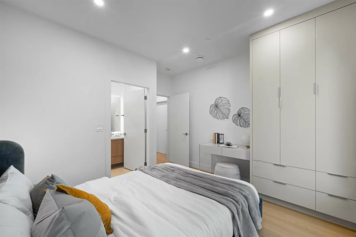 Bedroom 4 Photo of 1 2386 E 45th Avenue, Vancouver, BC