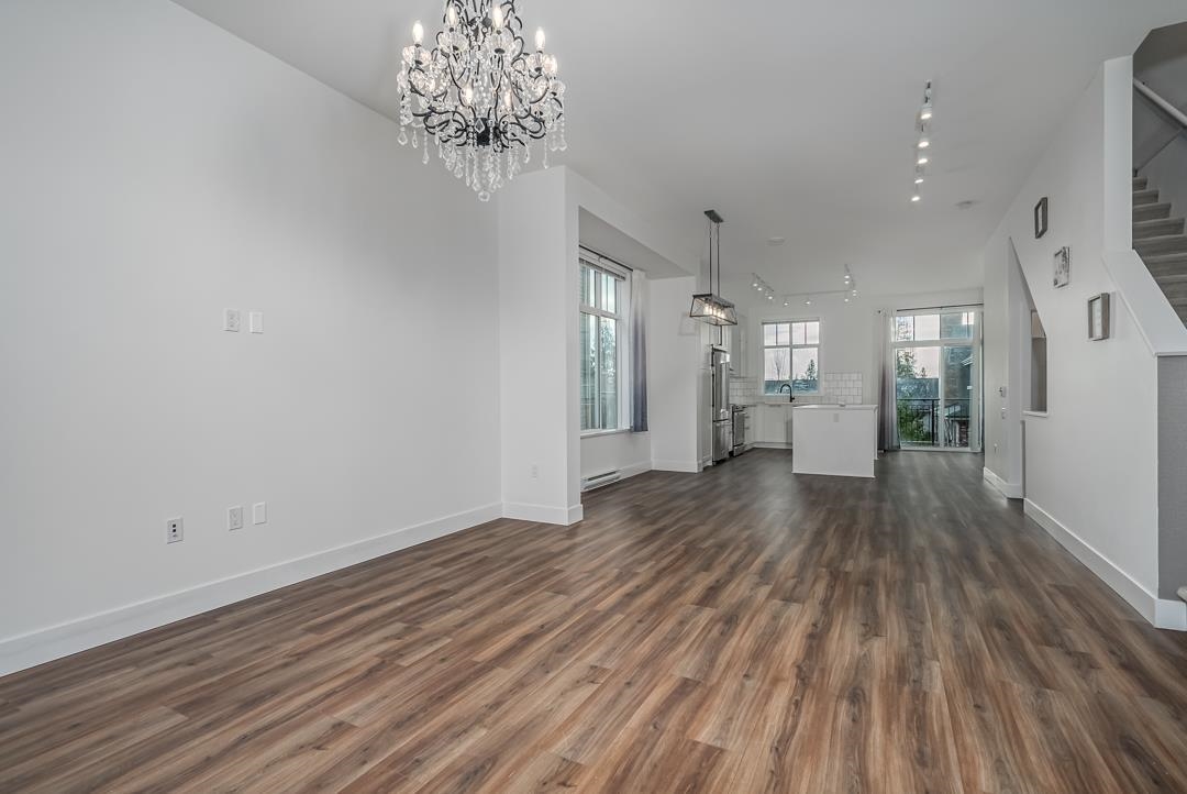 Entry Foyer Photo of 139 3529 Baycrest Avenue, Coquitlam, BC