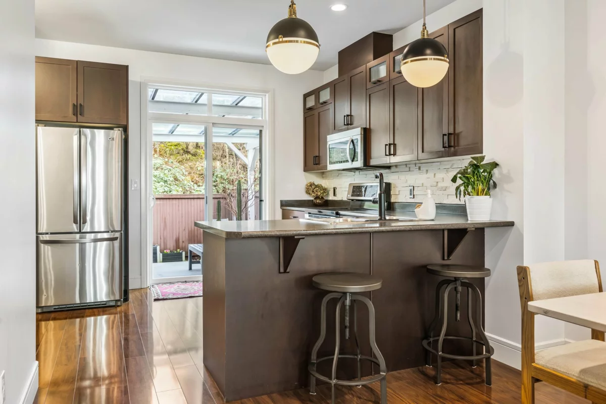 Breakfast Nook Photo of 30 45390 Vedder Mountain Road, Cultus Lake, BC