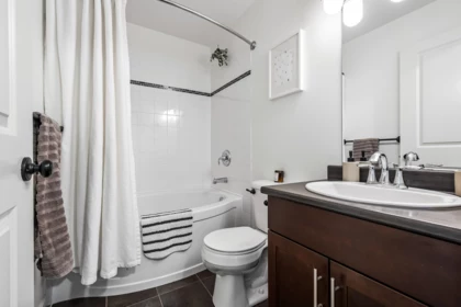 Hot Tub / Spa Photo of 30 45390 Vedder Mountain Road, Cultus Lake, BC