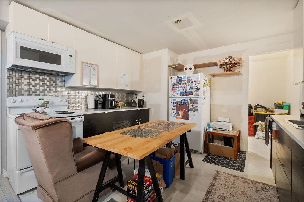 Backyard Photo of 6629 187a Street, Surrey, BC