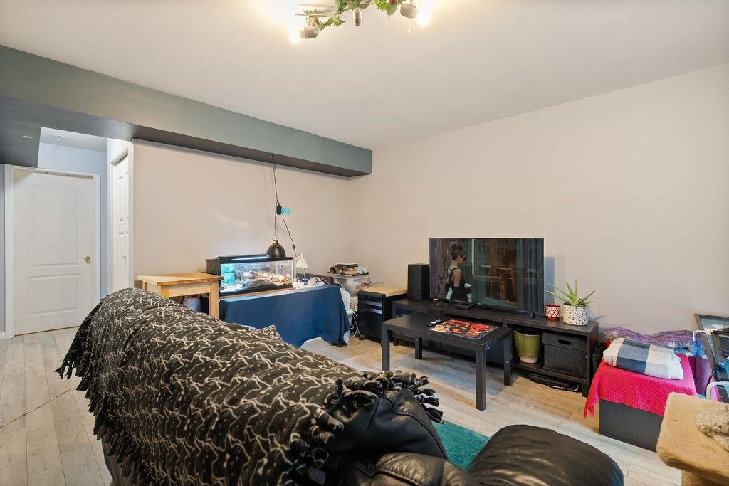 Garden / Landscaping Photo of 6629 187a Street, Surrey, BC