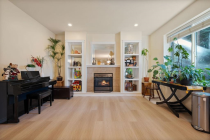Breakfast Nook Photo of 6629 187a Street, Surrey, BC