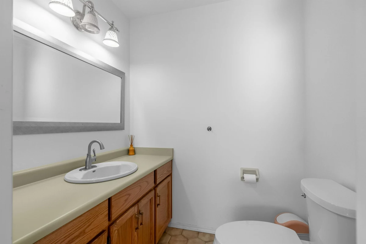 Breakfast Nook Photo of 9760 Dayton Avenue, Richmond, BC