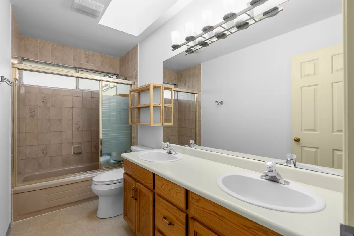 Loft / Bonus Room Photo of 9760 Dayton Avenue, Richmond, BC