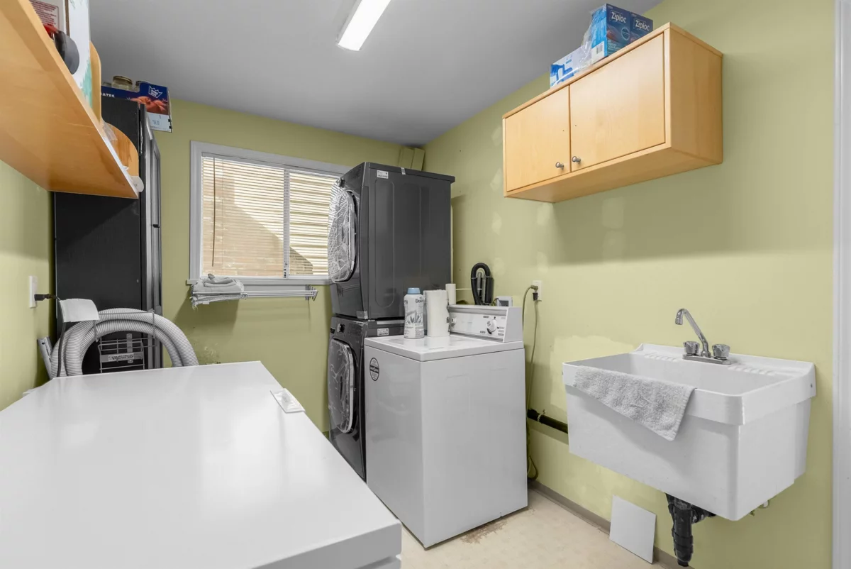 Primary Bedroom Photo of 9760 Dayton Avenue, Richmond, BC