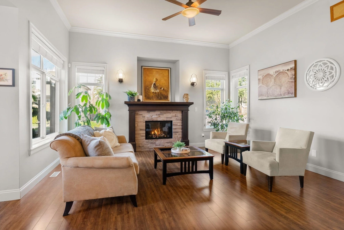 Primary Bathroom Photo of 7397 202a Street, Langley, BC