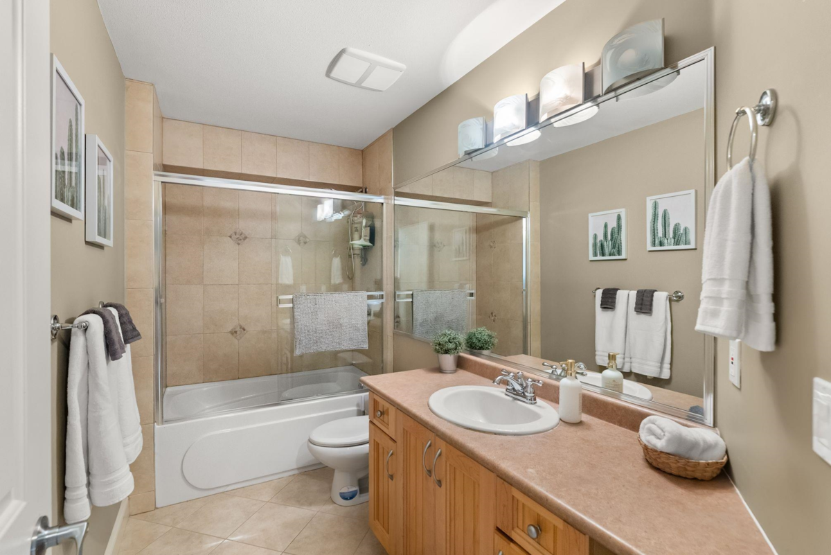 Staircase Photo of 7397 202a Street, Langley, BC