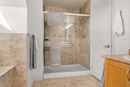 Laundry Room Photo of 7397 202a Street, Langley, BC