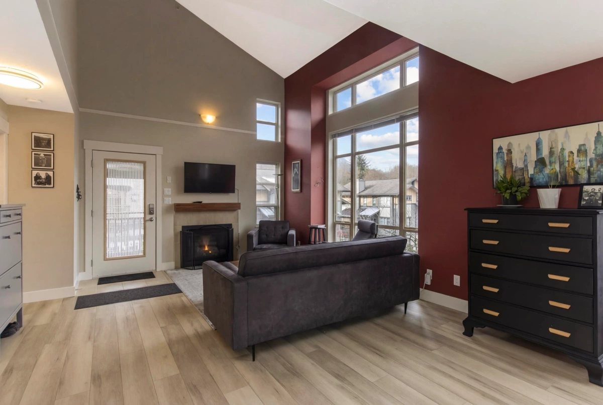 Living Room Photo of 201 1174 Wingtip Place, Squamish, BC