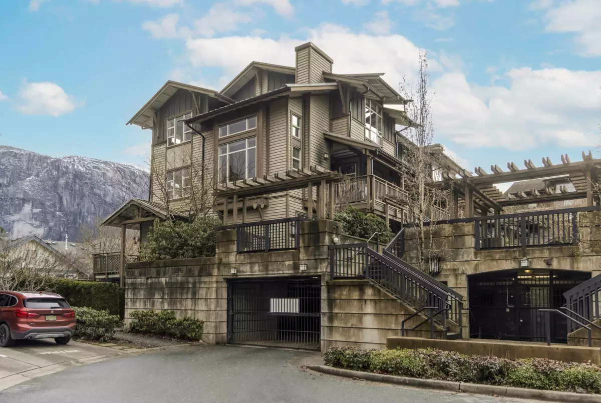 Mudroom Photo of 201 1174 Wingtip Place, Squamish, BC