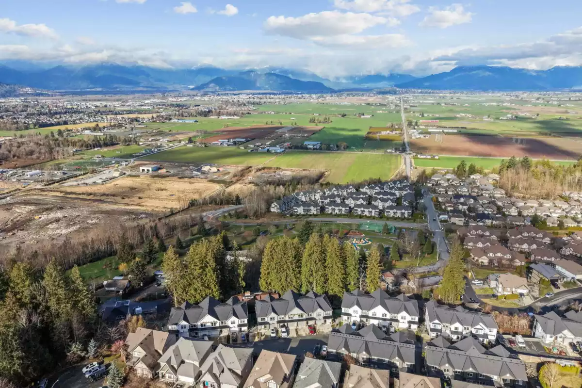 Front Yard Photo of 25 47203 Vista Place, Chilliwack, BC