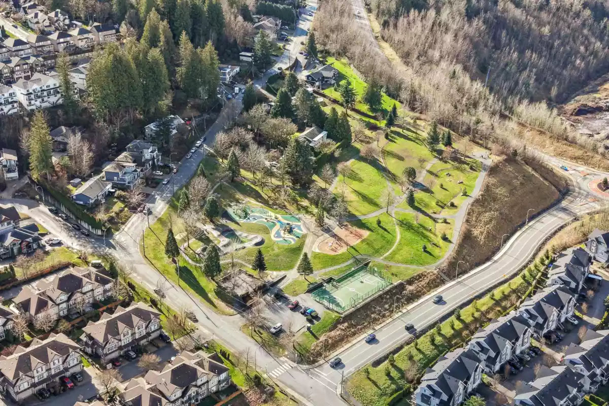 Swimming Pool Photo of 25 47203 Vista Place, Chilliwack, BC