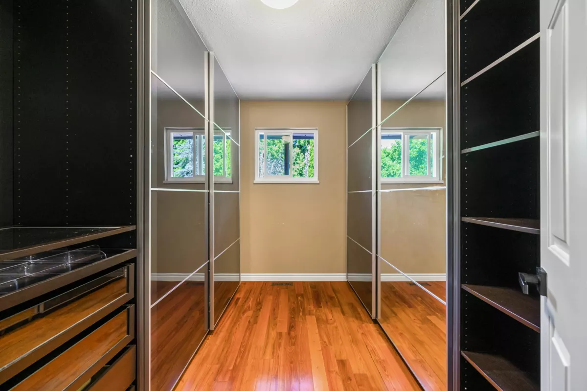 Laundry Room Photo of 2507 Ashurst Avenue, Coquitlam, BC